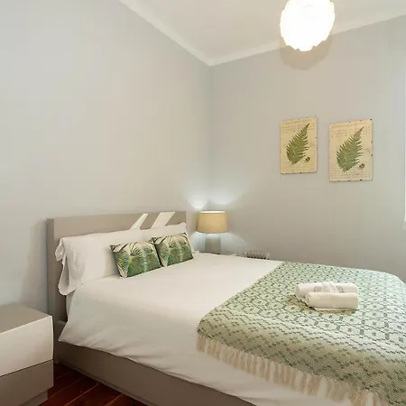 Casa De Bairro Alto Apartment *